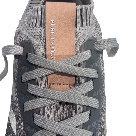 Adidas PureBounce Running Shoe. Size 8. Colors Grey and Green - Picture 4 of 4